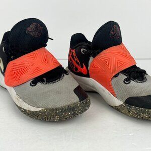 Nike Kids Sneaker Size 2 Gray Orange Black Fabric Flat Heel Round Toe Lace Up